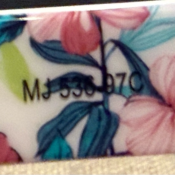 Maui Jim Tortoise Sunglasses with Floral Interior - Picture 10 of 11